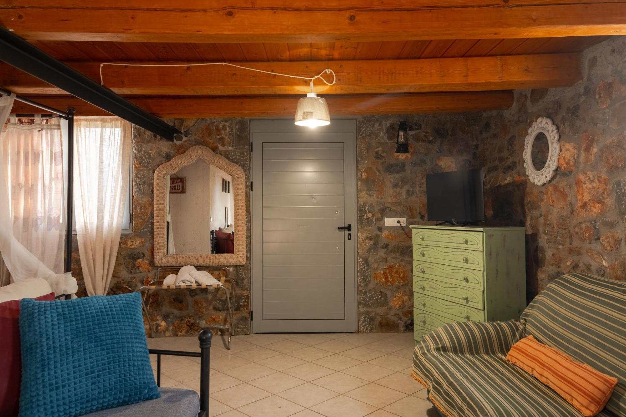 Villa Aktis With Freshwater Pool And Sea View Sissi  Luaran gambar